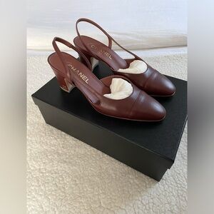 Chanel Leather Slingbacks Size 38.5